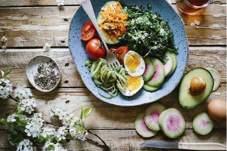 Recetas de ensaladas como plato único para cenar o llevar a cualquier parte