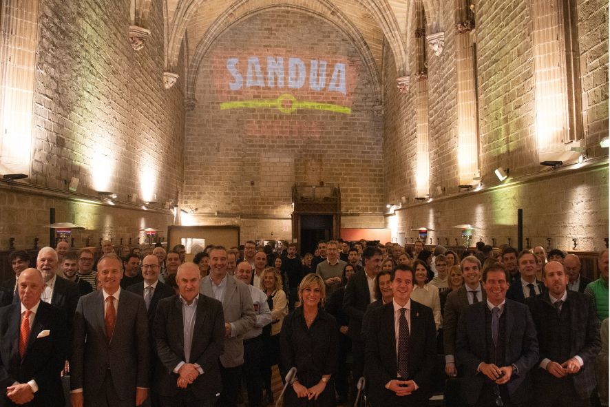 Sandúa presenta sus aceites de nueva cosecha en un gran evento en la catedral